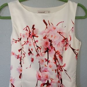 Body Fitted Floral Dress